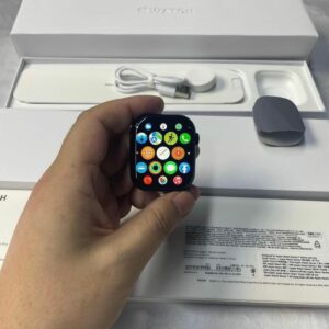 Apple watch series 8